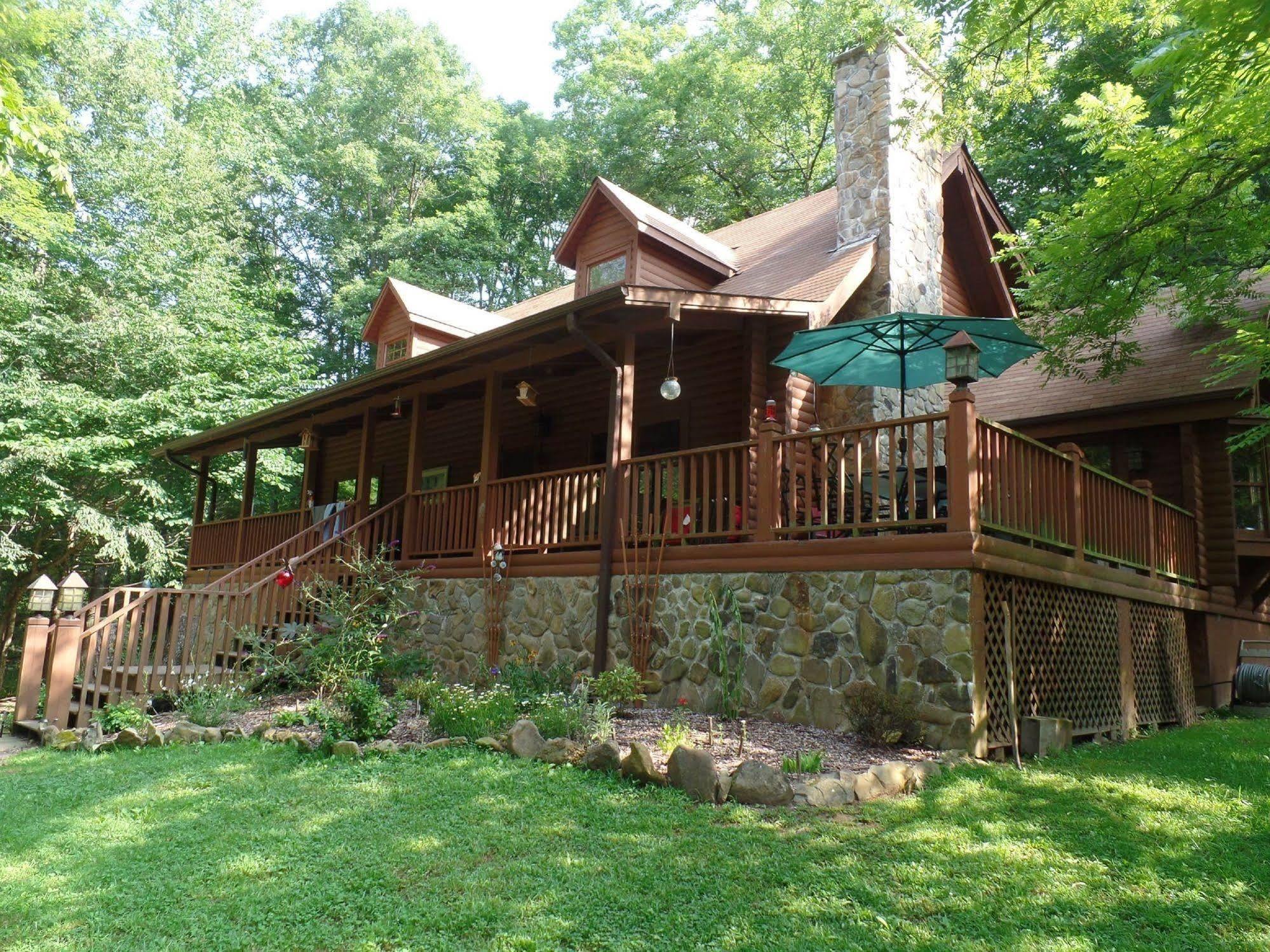 Creekside Paradise Bed And Breakfast Robbinsville Exterior foto