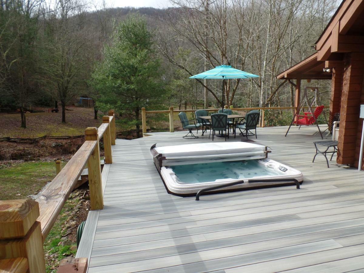 Creekside Paradise Bed And Breakfast Robbinsville Exterior foto