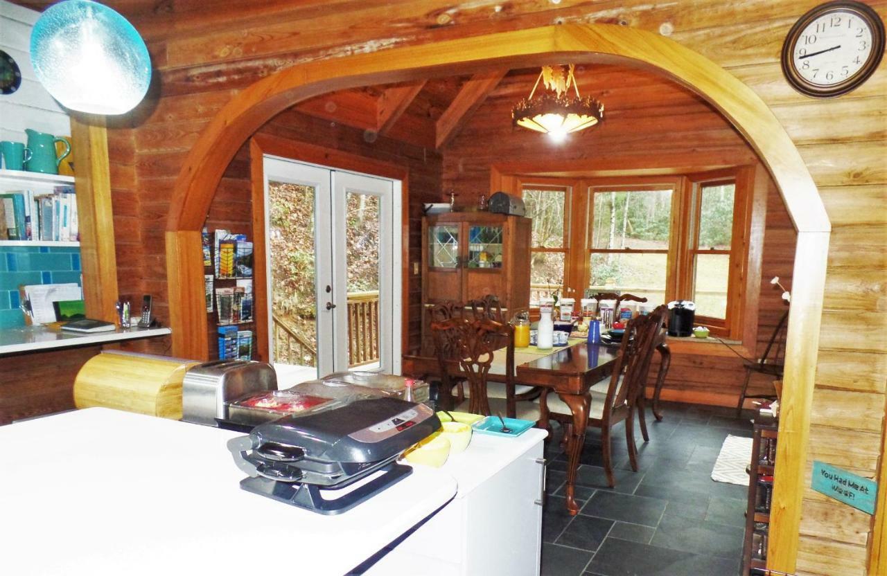 Creekside Paradise Bed And Breakfast Robbinsville Exterior foto